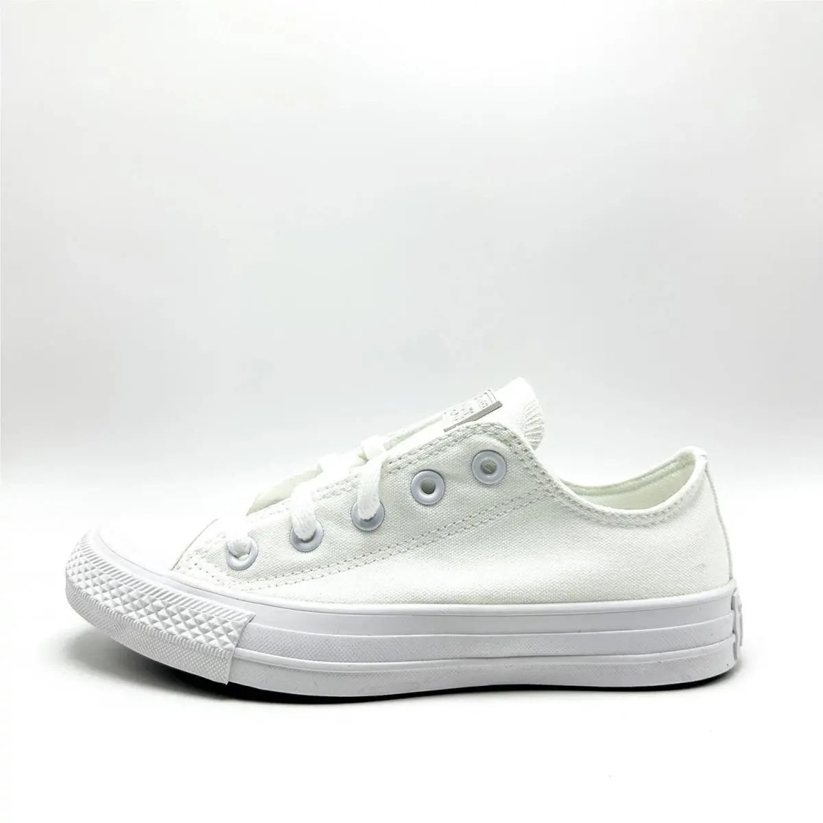 Converse shoes - Converse Chuck Taylor All Star Low Top - 1U647F - White Monochrome / Triple White 0