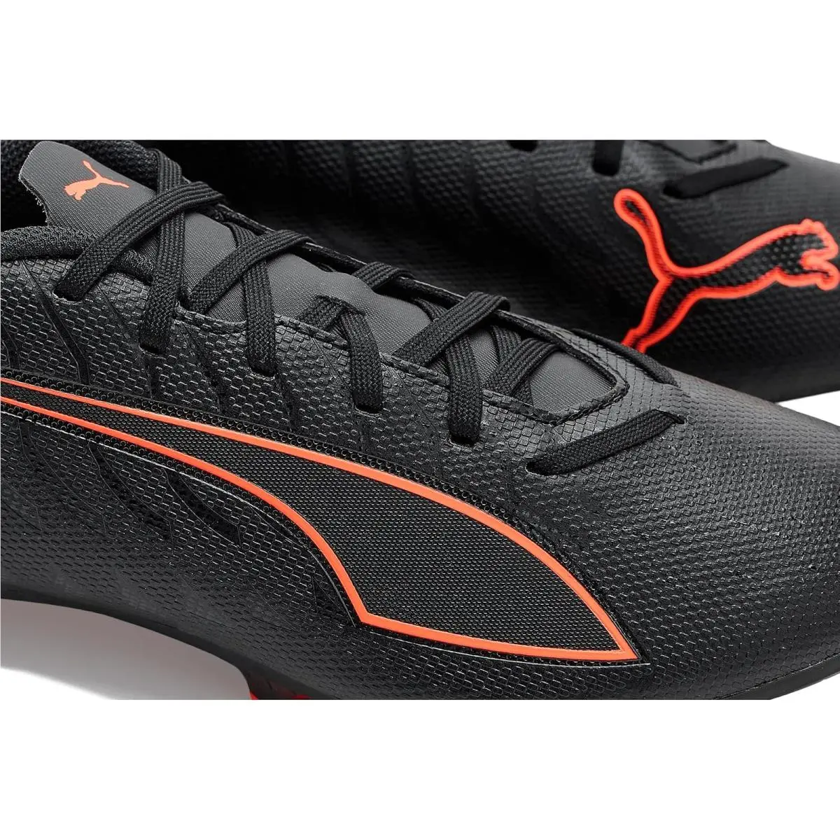 Puma shoes - Black/Red 4