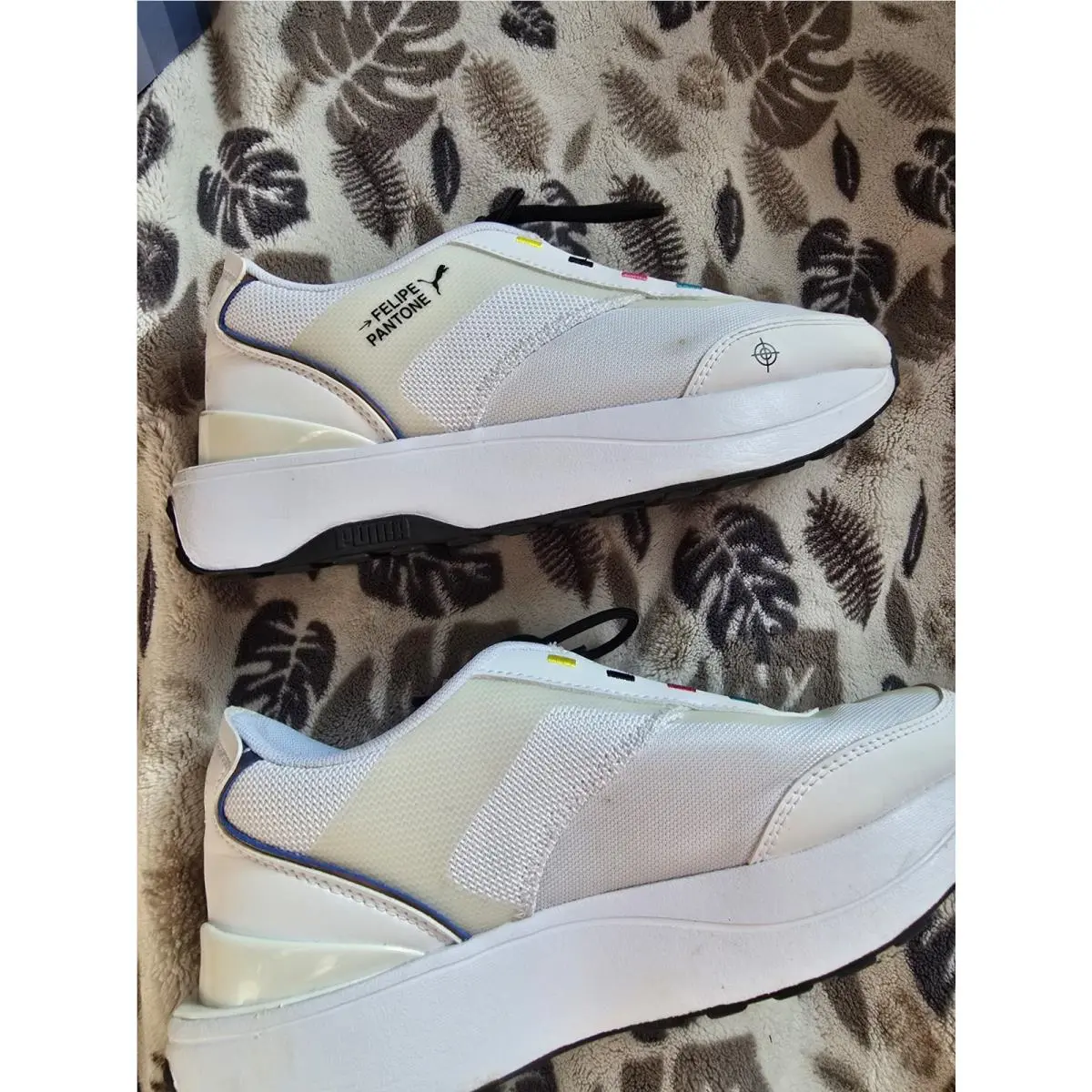 Puma shoes - White 3