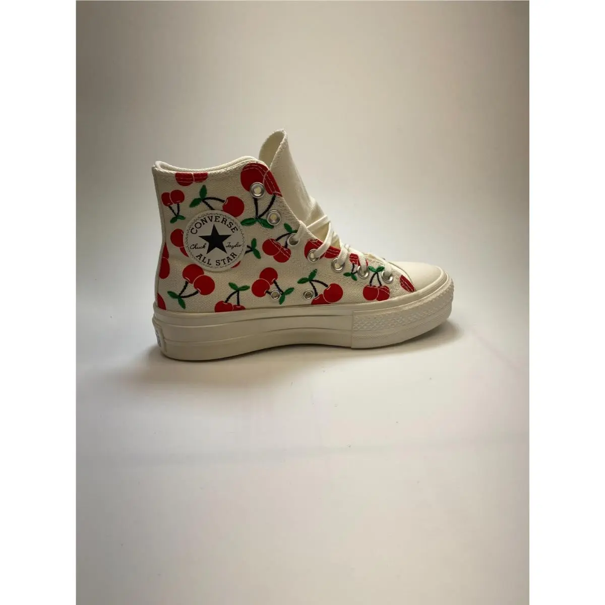 Converse shoes - Converse Chuck Taylor - Chuck Taylor - White 2