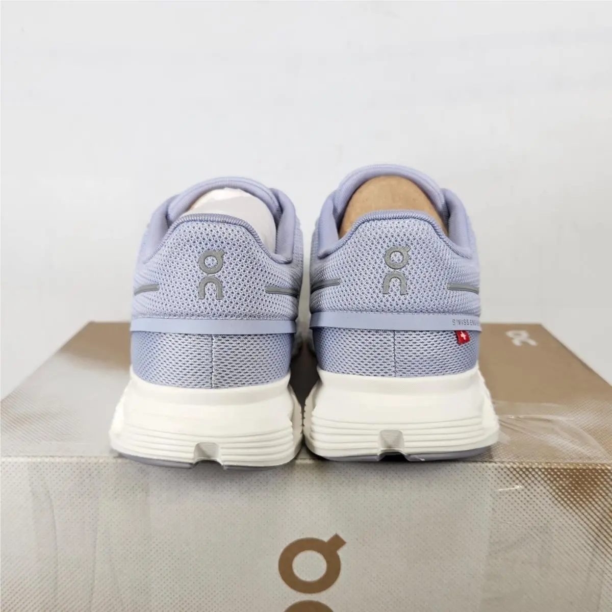 On-Running shoes - Cloud 6 - Cloud - White 2
