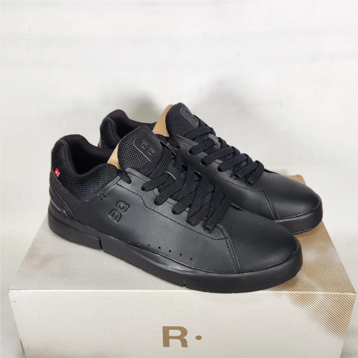 On-Running shoes - The Roger Advantage - The Roger Advantage - Black 0