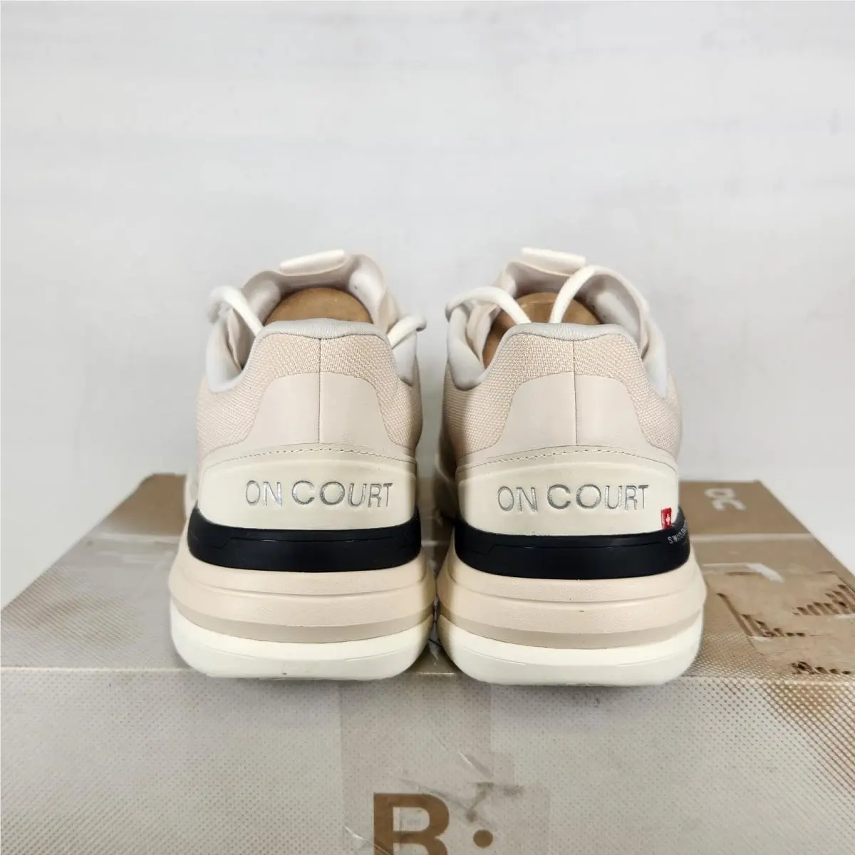 On-Running shoes - THE ROGER ADV Pro - THE ROGER ADV Pro - Ivory 2