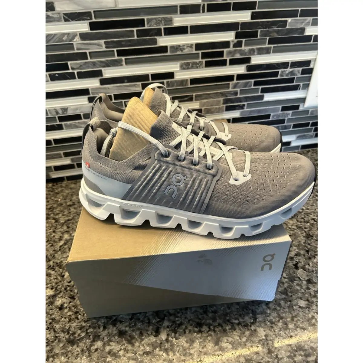 On-Running shoes - ON Running Cloudswift 4 - Cloudswift - 3MF10131014 - Gray 3