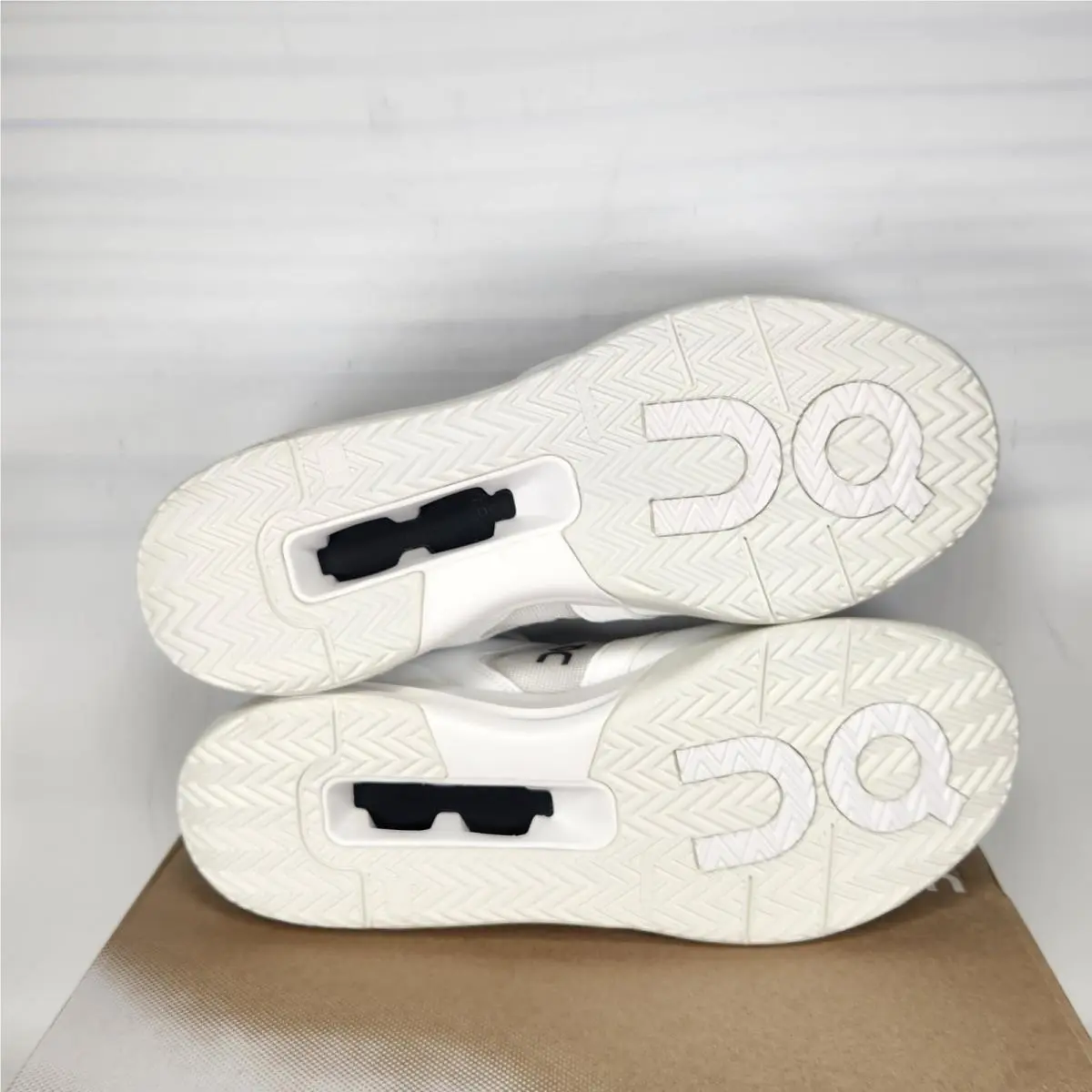 On-Running shoes - The Roger Clubhouse Pro - The Roger Clubhouse Pro - White 3