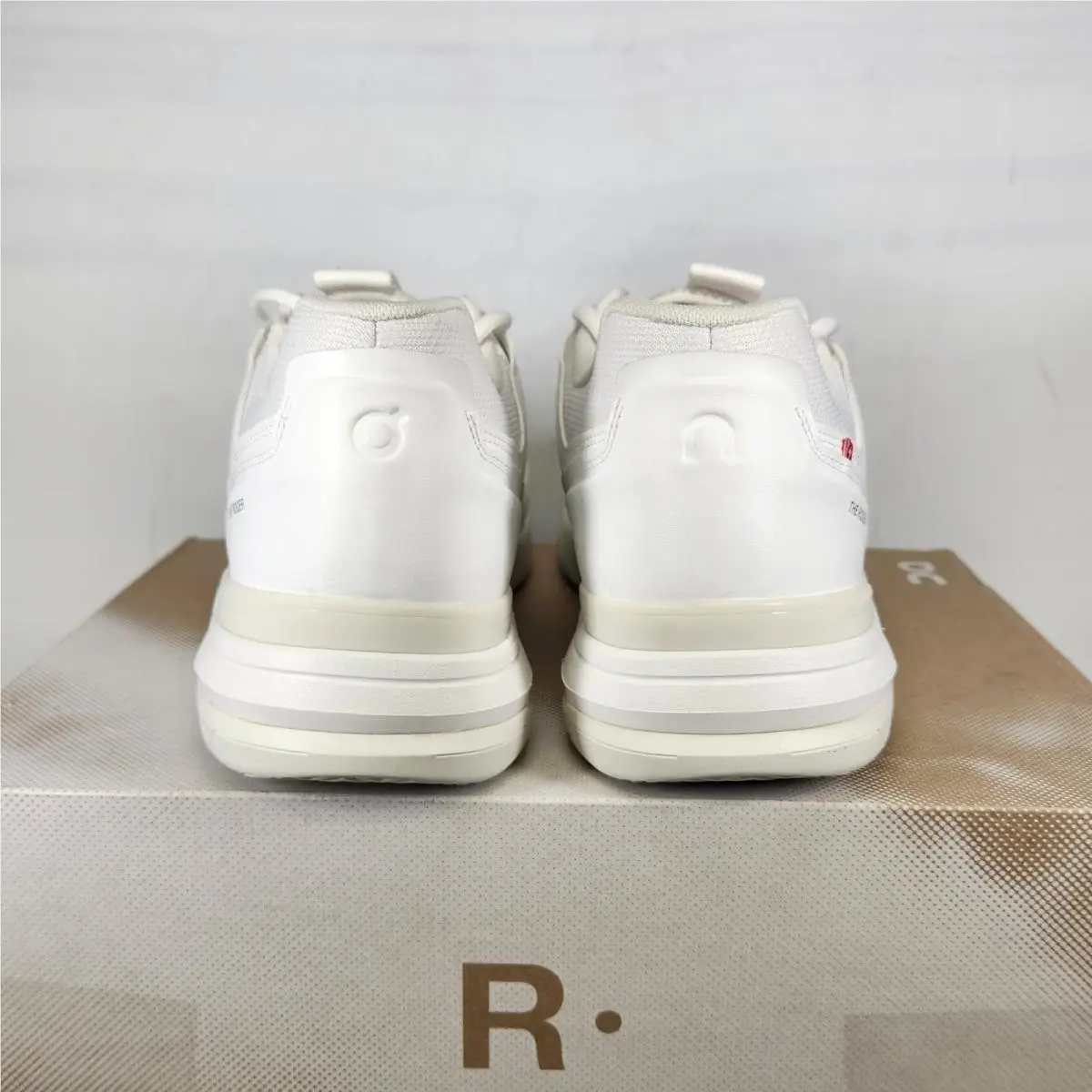 On-Running shoes - The Roger Clubhouse Pro - The Roger Clubhouse Pro - White 2