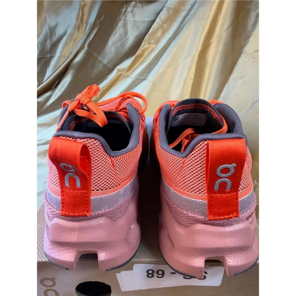 On-Running shoes - Orange 4