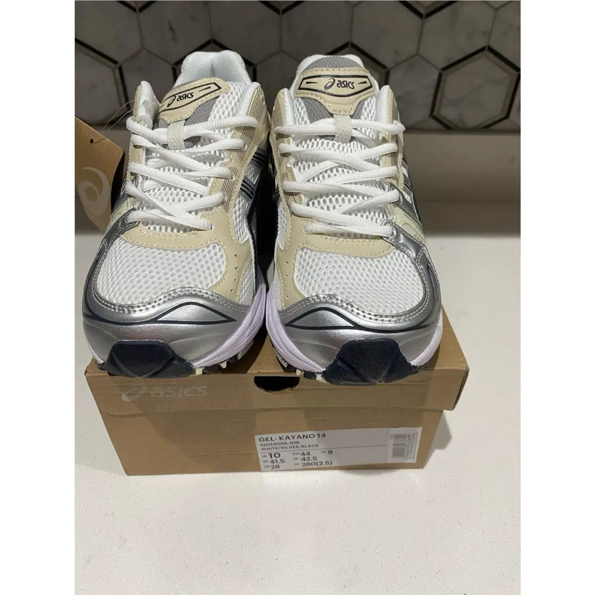 Asics shoes - White/Silver/Black 0