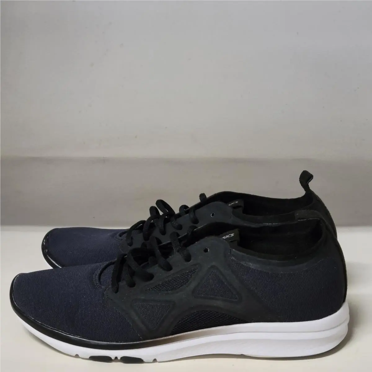 Asics shoes - Asics Fit Yui 2 - Fit Yui - Black/Silver 2