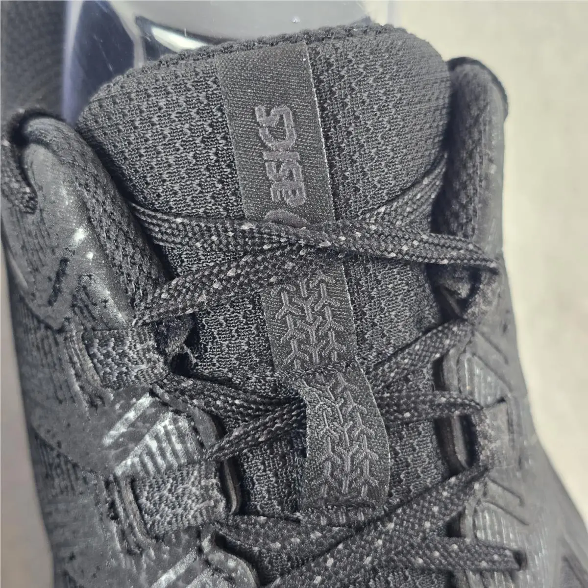 Asics shoes - Gel Venture 9 - Gel Venture - 1011B488 - Black (UPC: 196074756117) 11