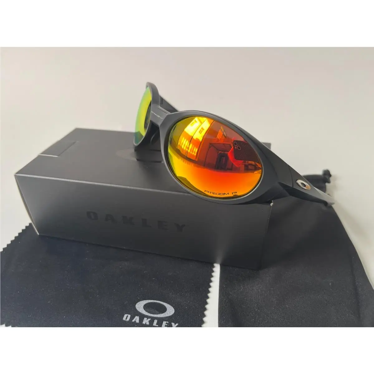 OO9438 Eye Jacket Matte Silver Frame/silver Prizm Polarized Lenses Black Frame/Red Lens by Oakley