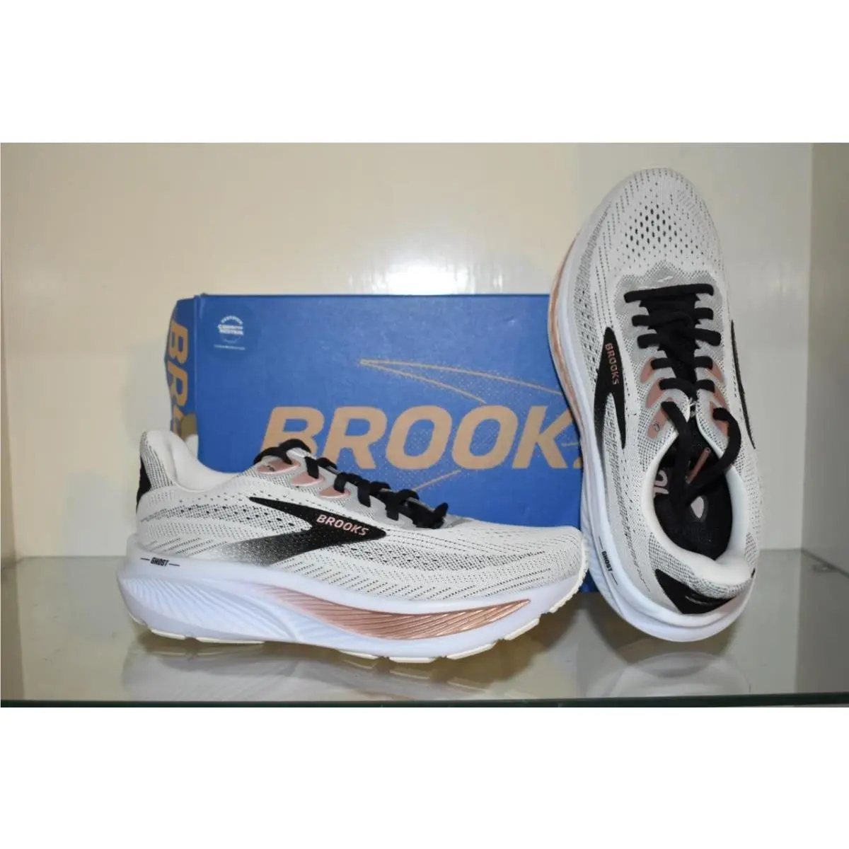 Brooks shoes - Brooks Ghost 17 - Ghost - 120431 1B 105 - White 2