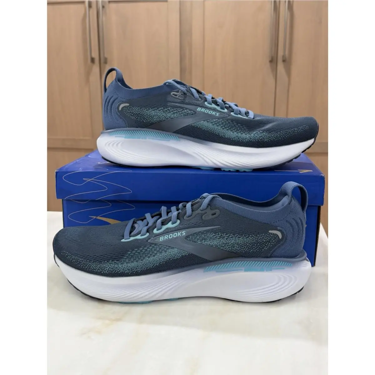 Brooks Adrenaline Gts 25 Men`s 11 2E Wide Running Shoes Spellbound 110454