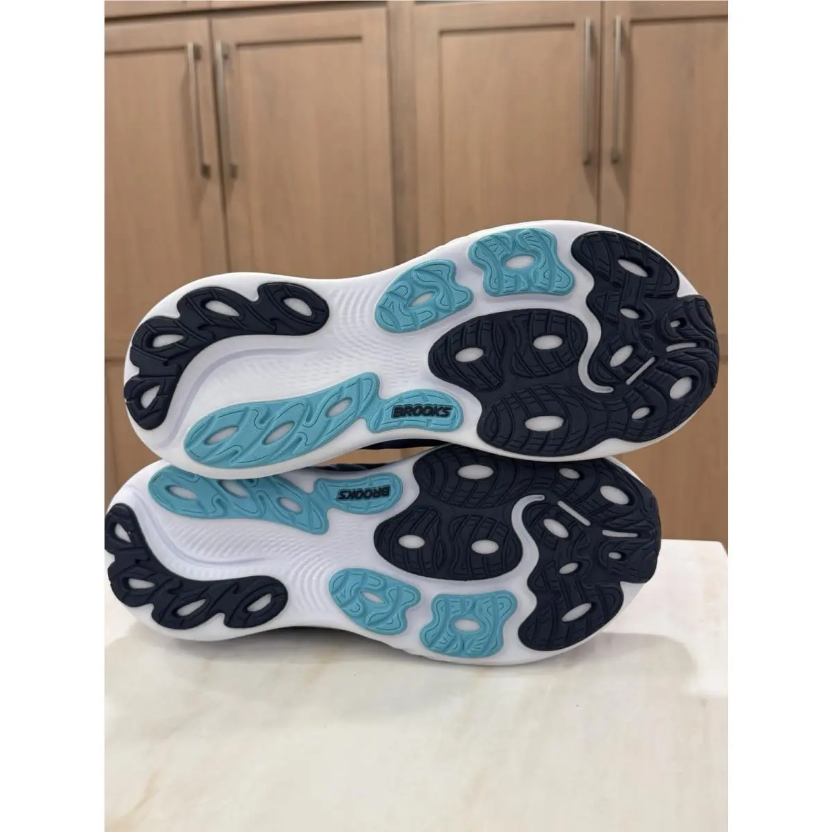 Brooks shoes - Brooks Adrenaline GTS 25 - Adrenaline GTS - Spellbound / Moonlight / Ipanema (UPC: 195394752144) 9