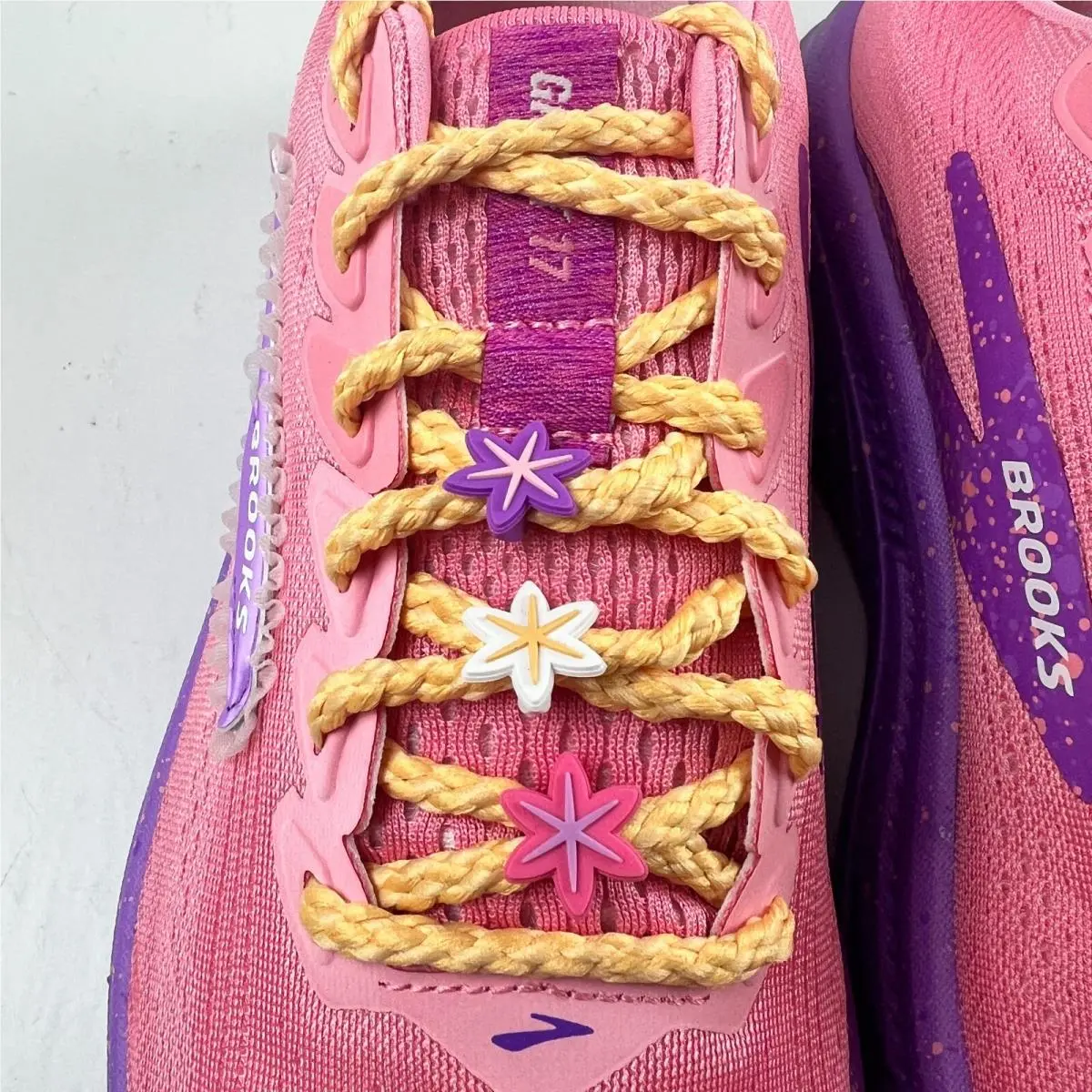 Brooks shoes - Brooks Ghost 17 - Ghost - 110562 1D 654 - Pink 4