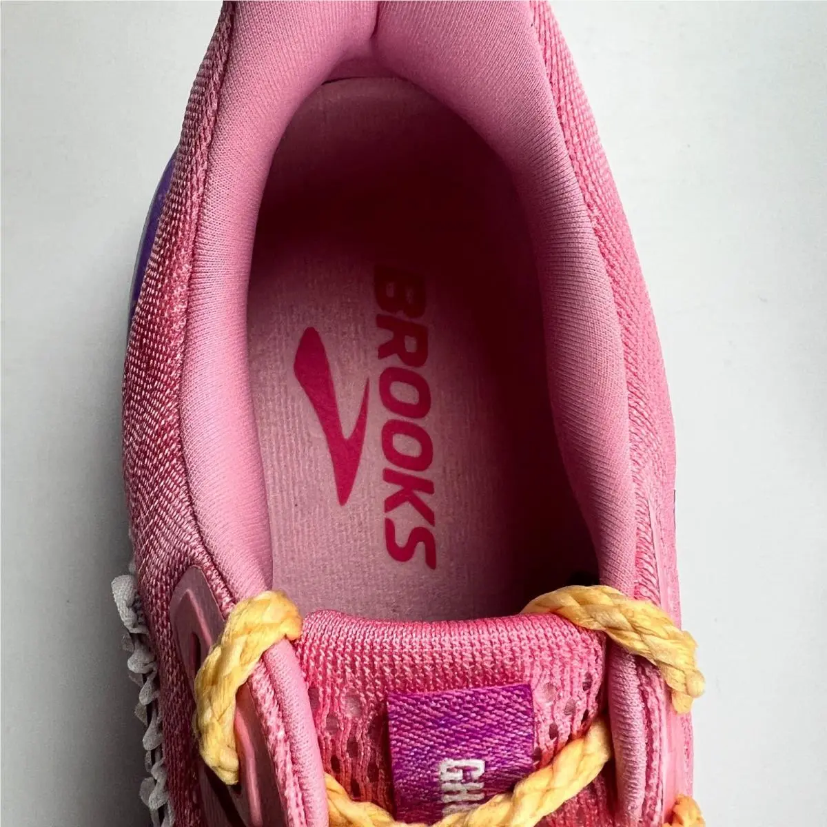 Brooks shoes - Brooks Ghost 17 - Ghost - 110562 1D 654 - Pink 7