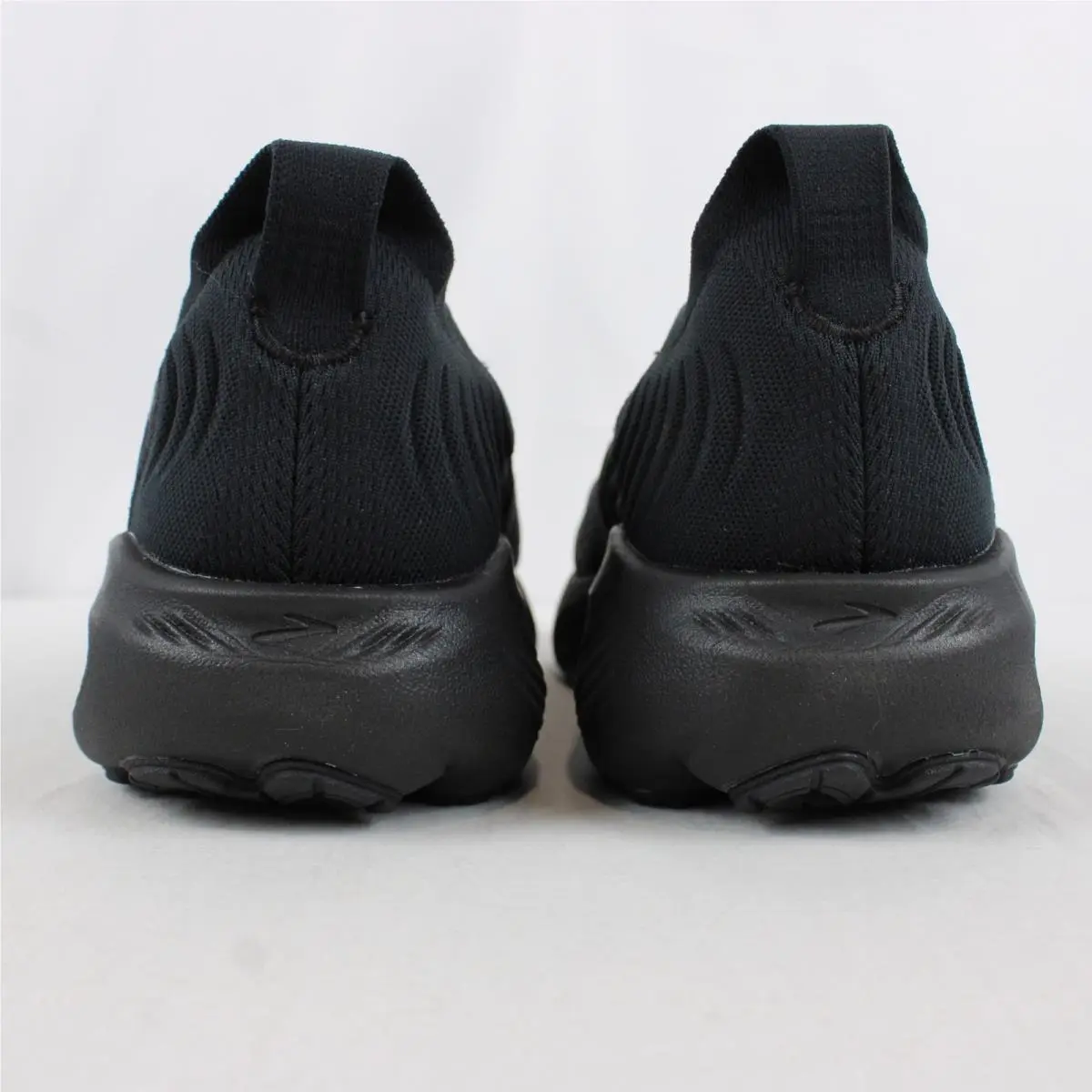Brooks shoes - 1104541D020 - 1104541D020 - Black (UPC: 195394662269) 1