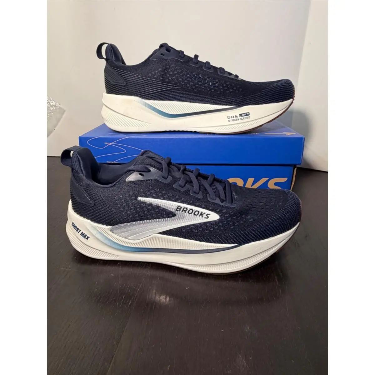 Brooks shoes - Brooks Ghost Max - Ghost Max - Navy, Cream 0