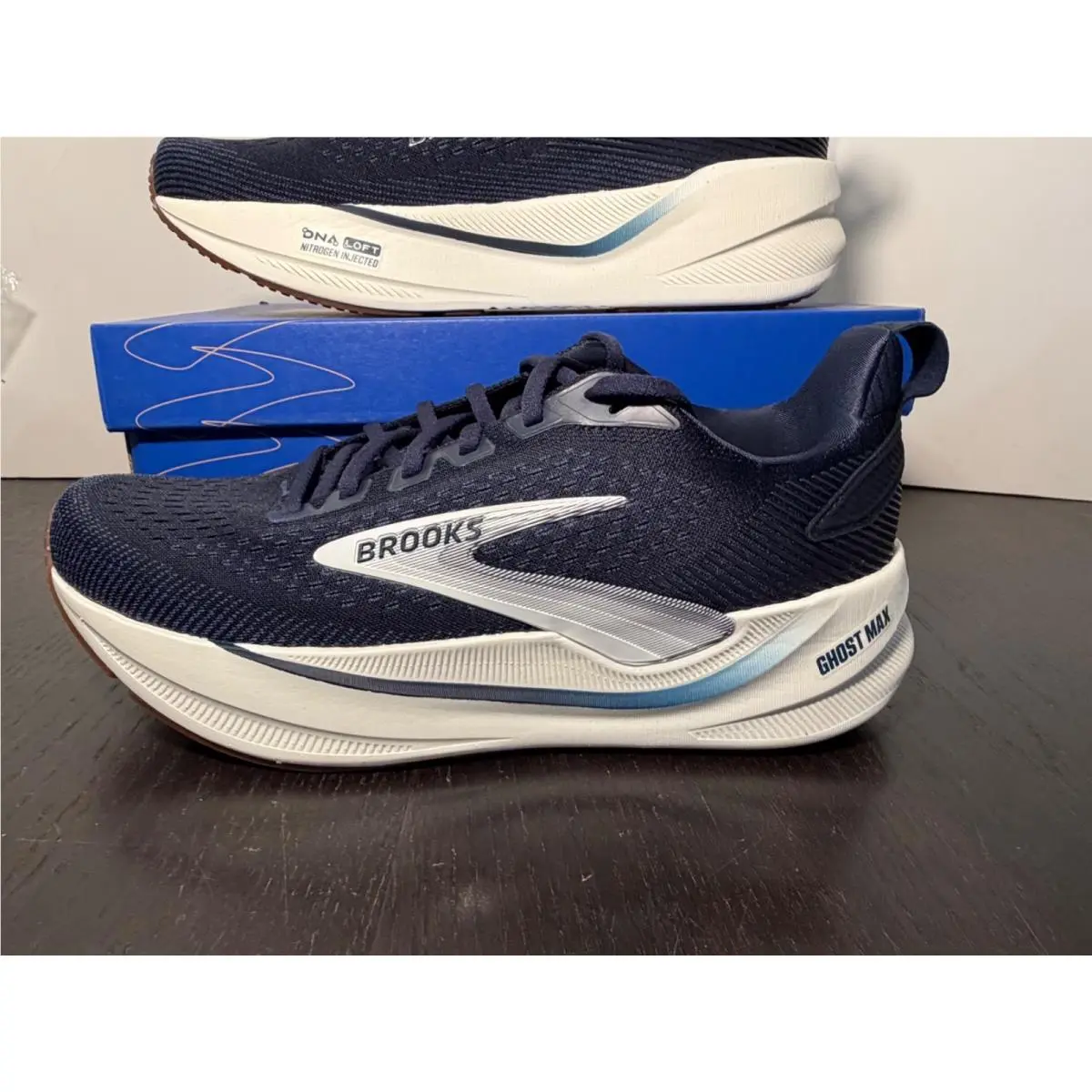 Brooks shoes - Brooks Ghost Max - Ghost Max - Navy, Cream 5