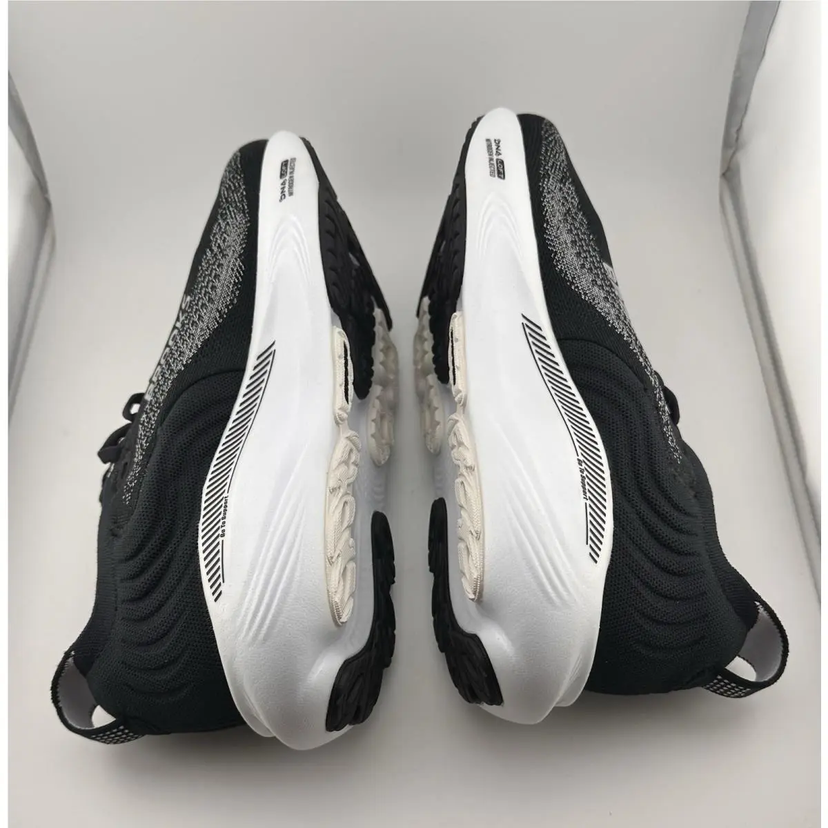 Brooks shoes - Brooks Adrenaline GTS 25 - Adrenaline GTS - Black Grey White 4