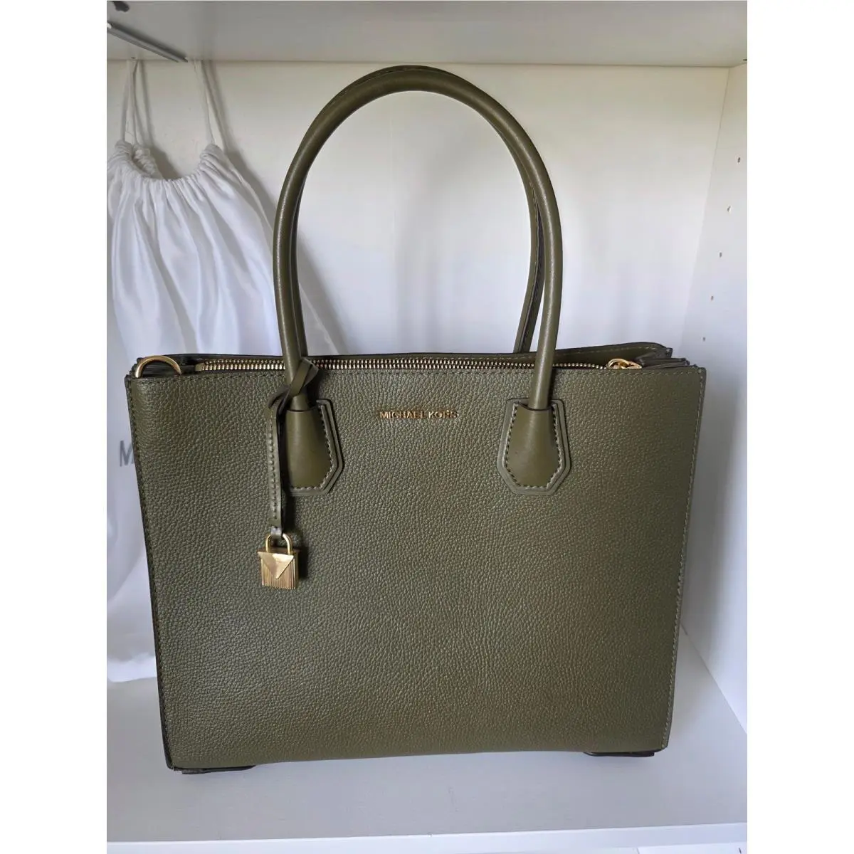 Mercer Tote Women Large Olive Green Leather Accordion Bag by Michael Kors
