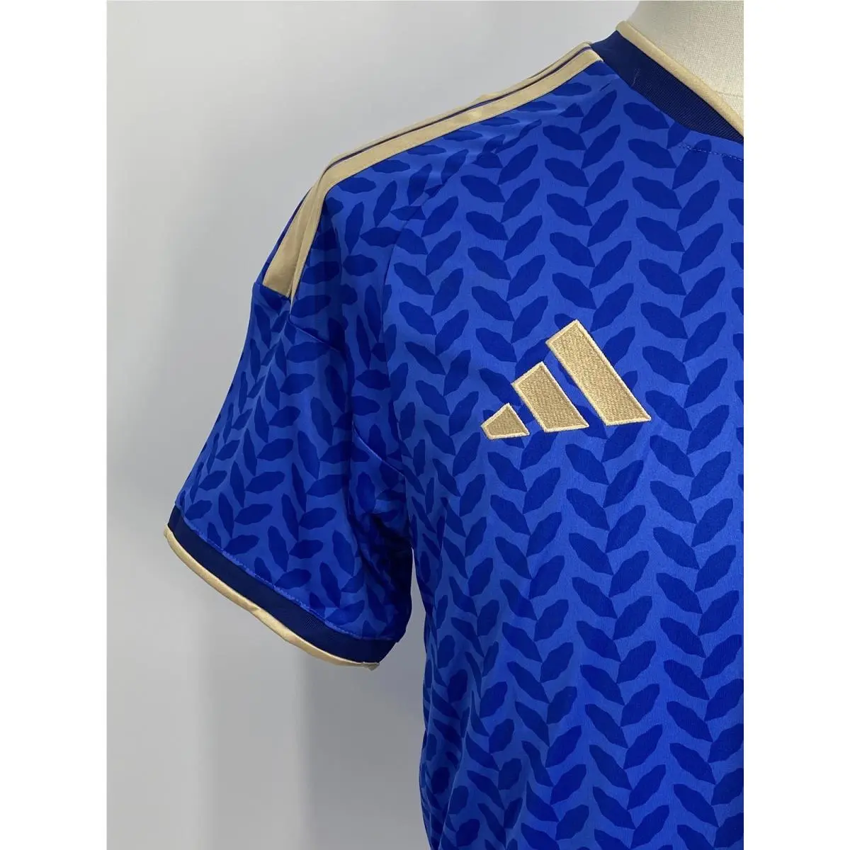 Adidas clothing - Blue/Gold (UPC: 198322428418) 2