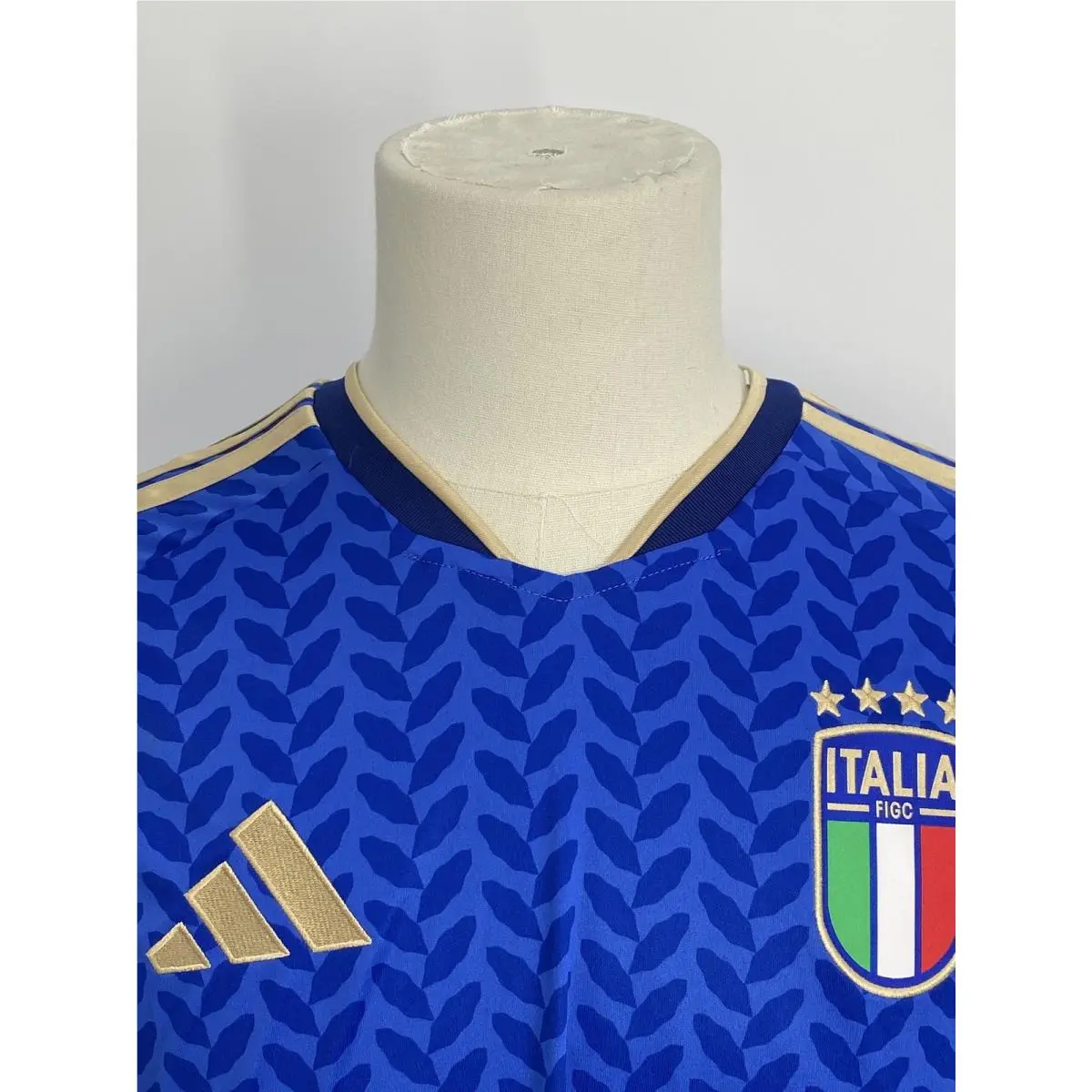 Adidas clothing - Blue/Gold (UPC: 198322428418) 0
