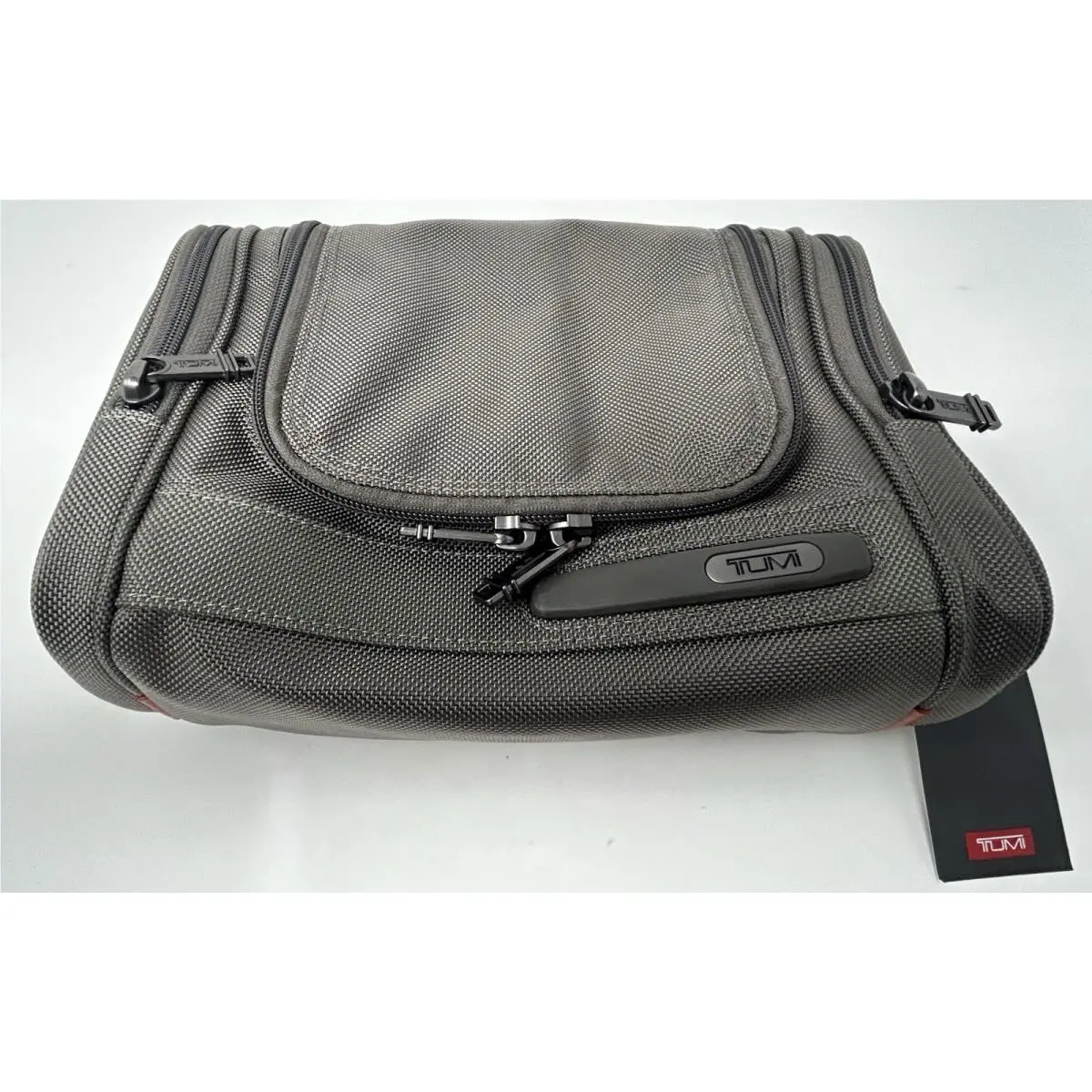 Tumi Hanging Travel Kit 0223191AGO4 Ballistic Nylon 4 x11 x8 Gray R51