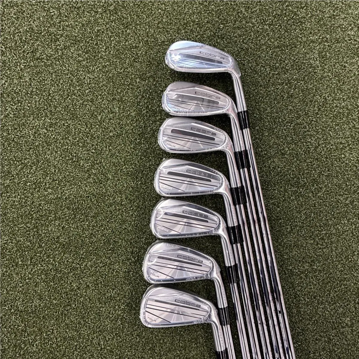 2025 Cobra King Tour Irons 4-PW Kbs $-taper 120g Stiff