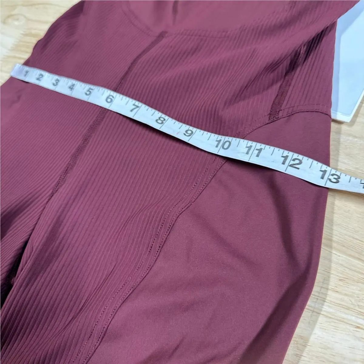 Lululemon clothing - Red 5