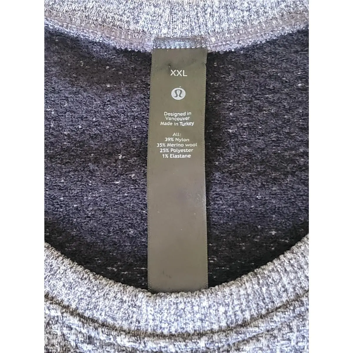 Lululemon clothing - Lululemon Engineered Warmth - Engineered Warmth - LM3CLLS - Black/White 0