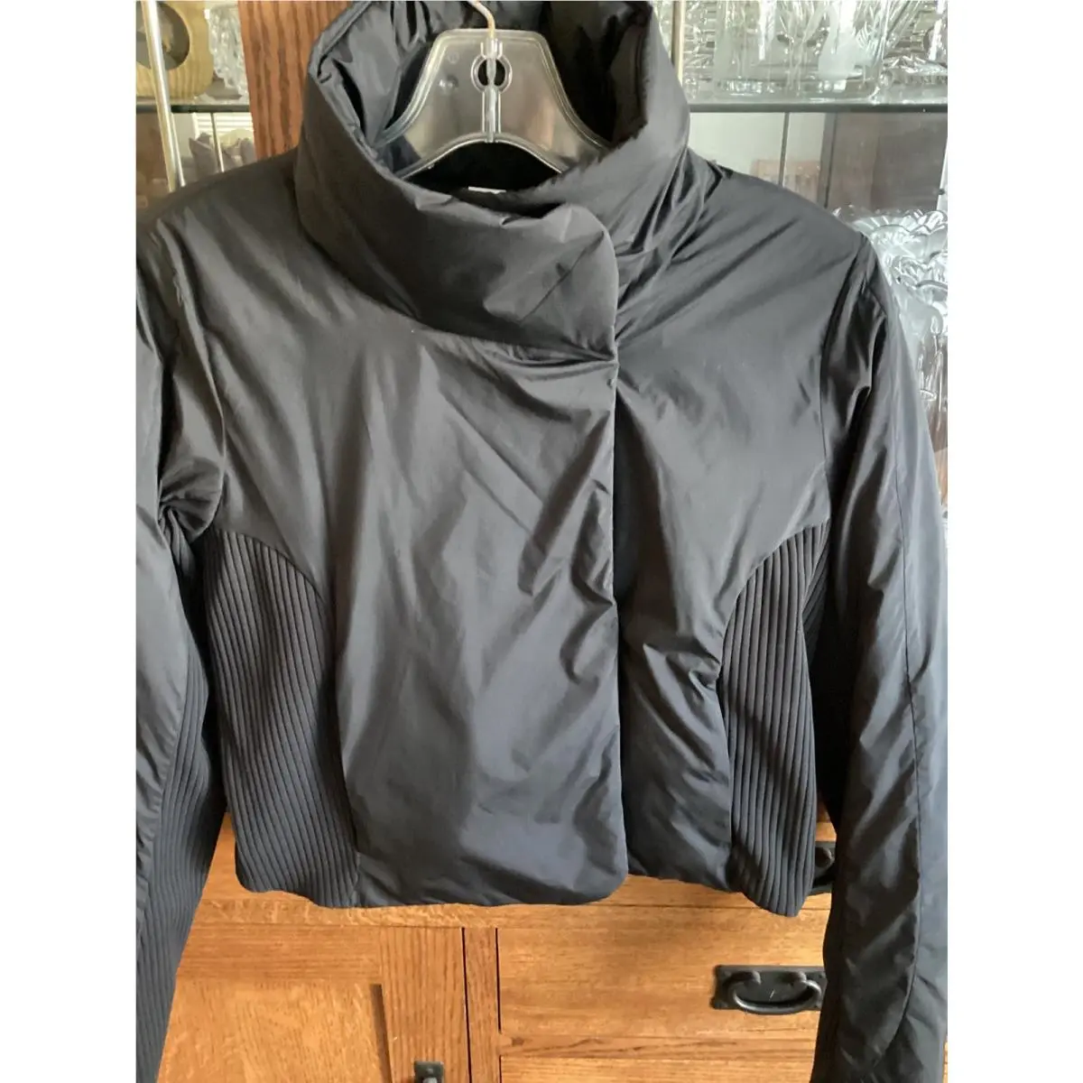 Lululemon clothing - Black 5