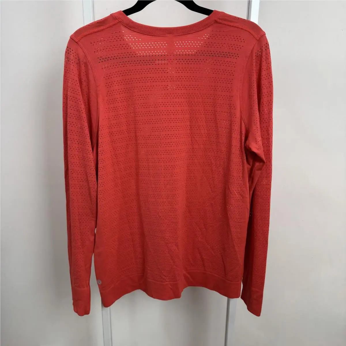 Lululemon clothing - Thermal Red 1
