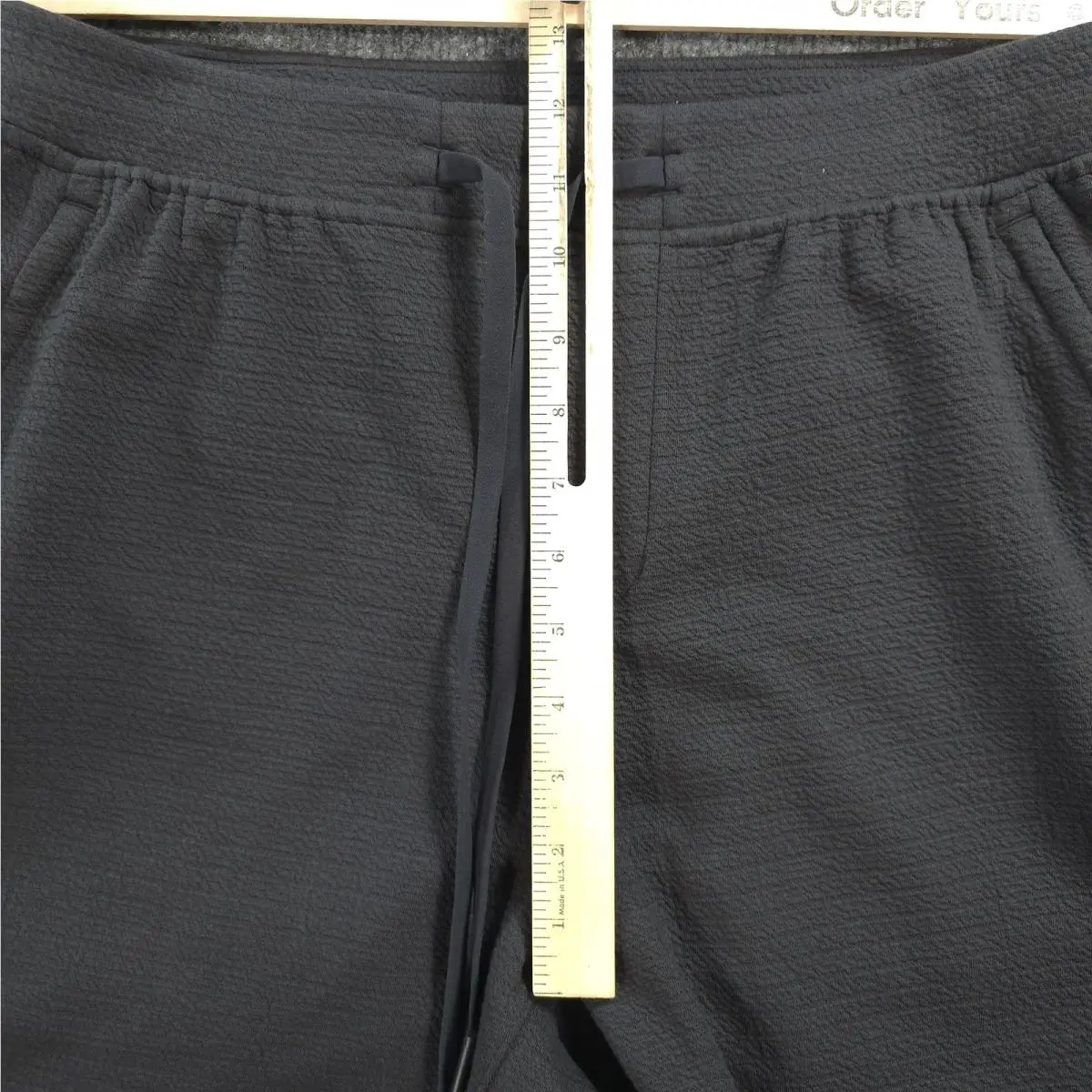 Lululemon clothing - Black 4