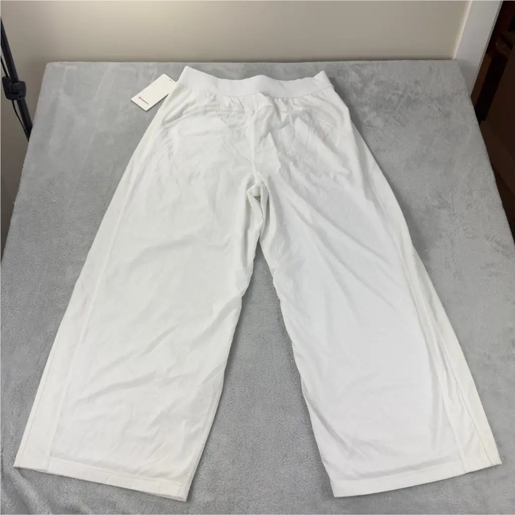 Lululemon clothing - White 4