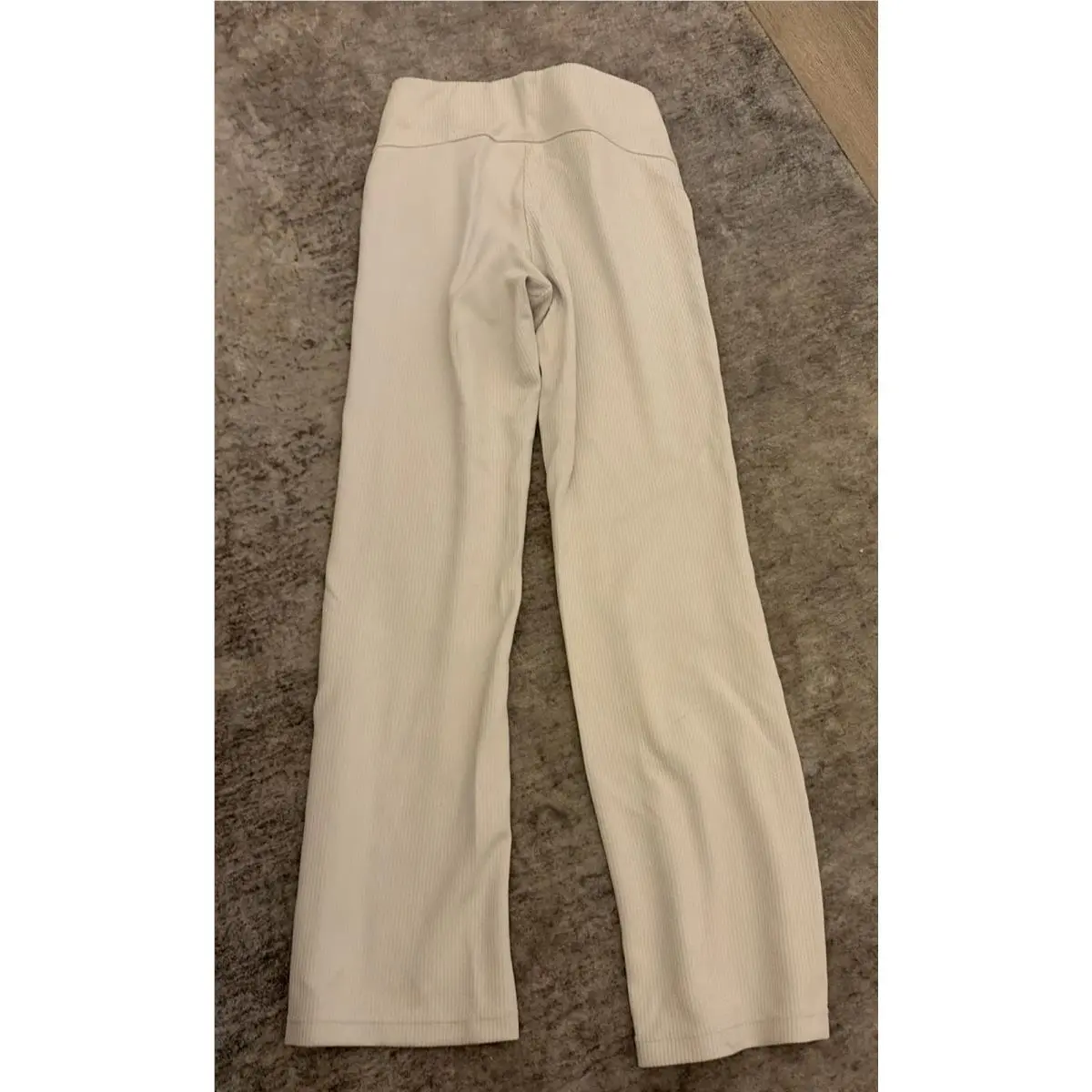 Lululemon clothing - Bone 5