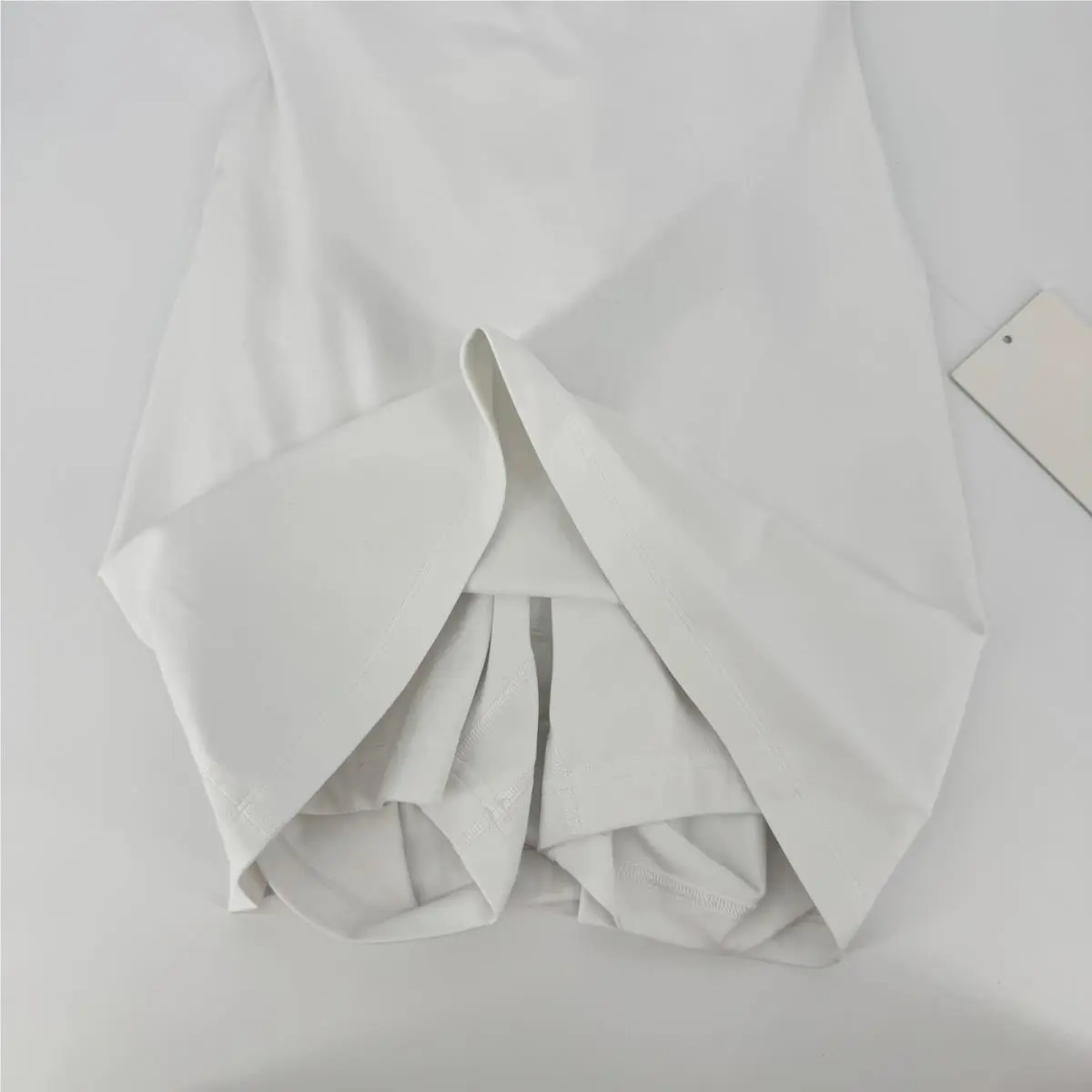 Lululemon clothing - White 2