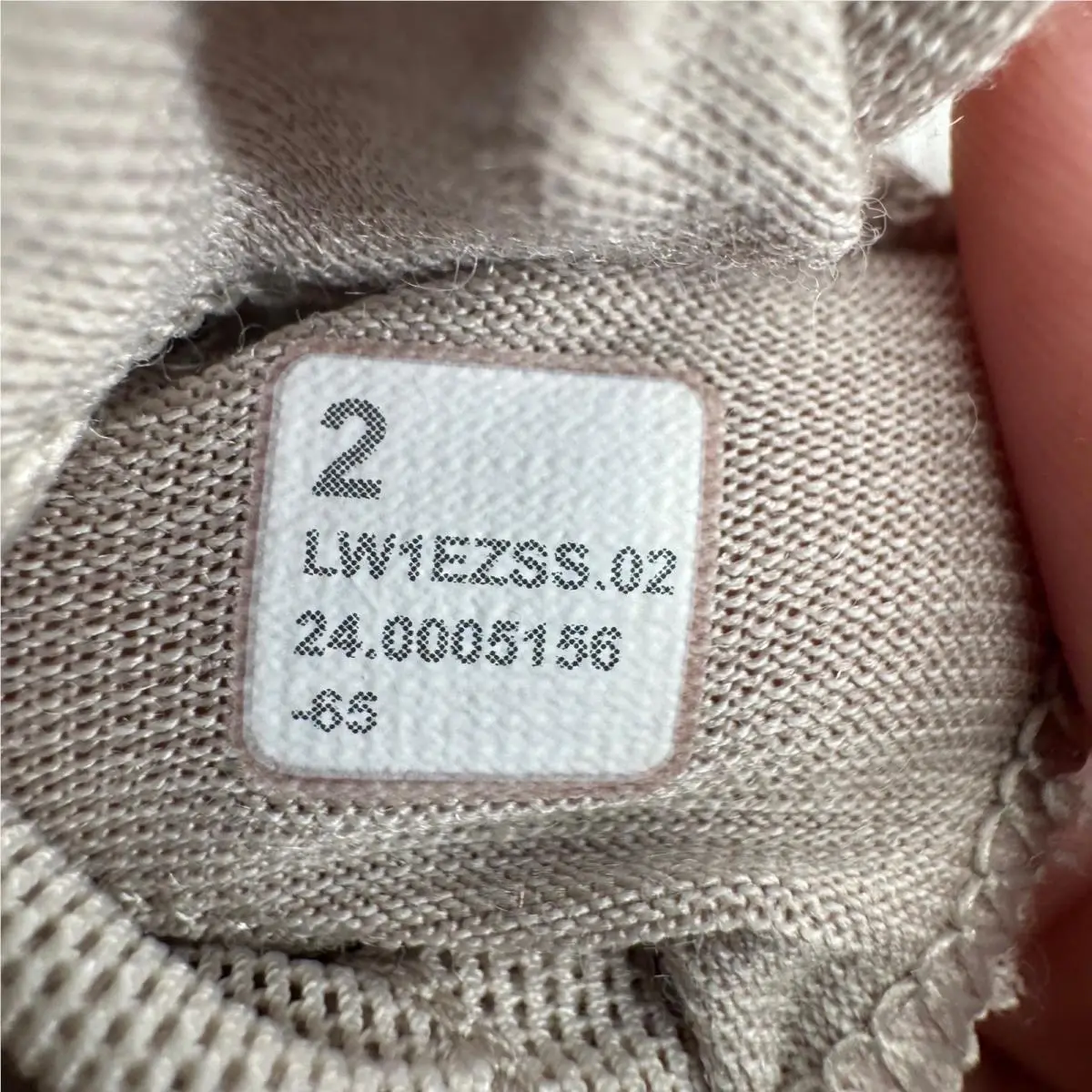 Lululemon clothing - White 4