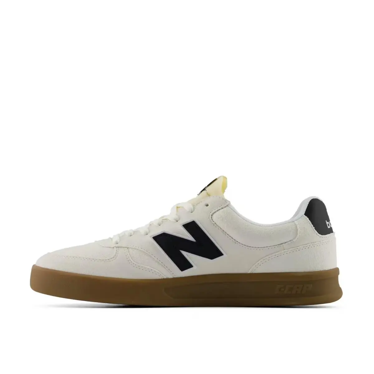 New Balance shoes - White Synthetic 9