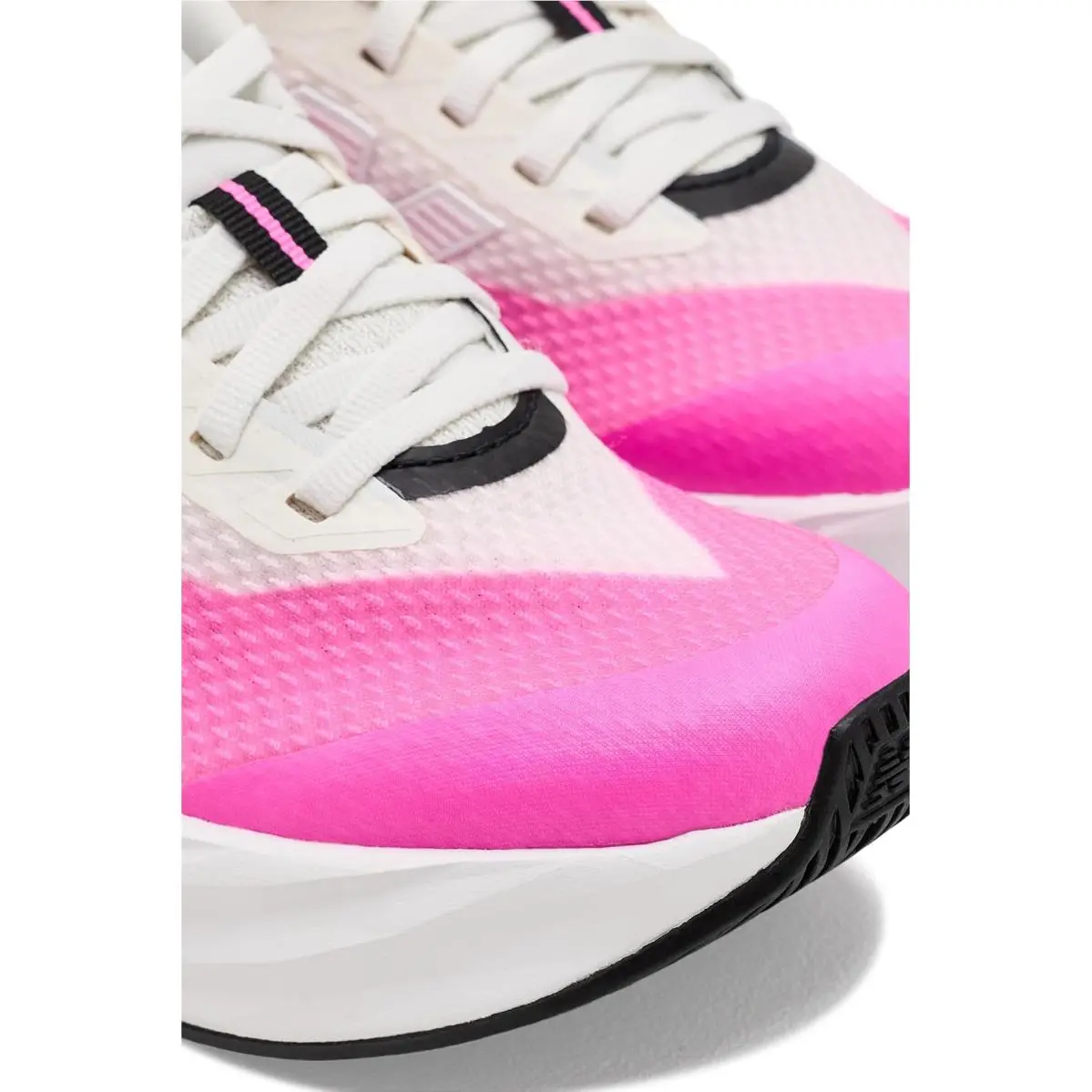 New Balance shoes - Black/White 25