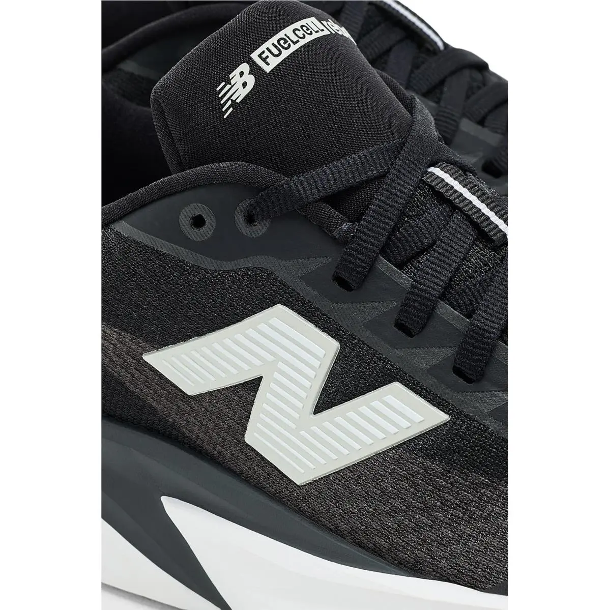 New Balance shoes - Black/White 11