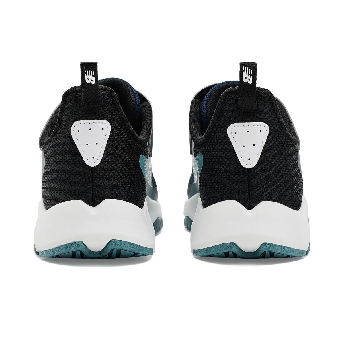 New Balance shoes - Black/White 26