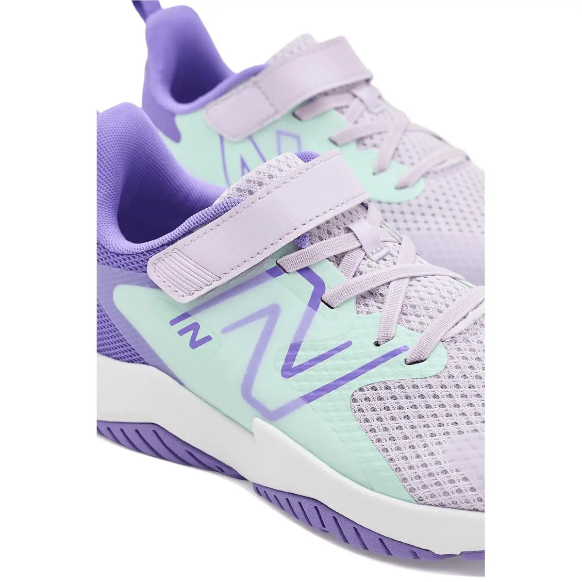 New Balance shoes - Black/White 46