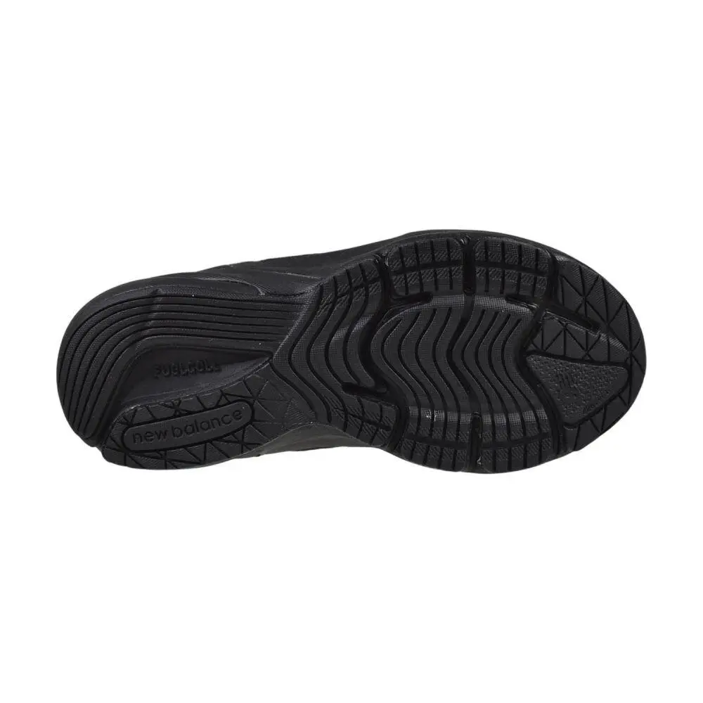 New Balance shoes - Black/Black 4