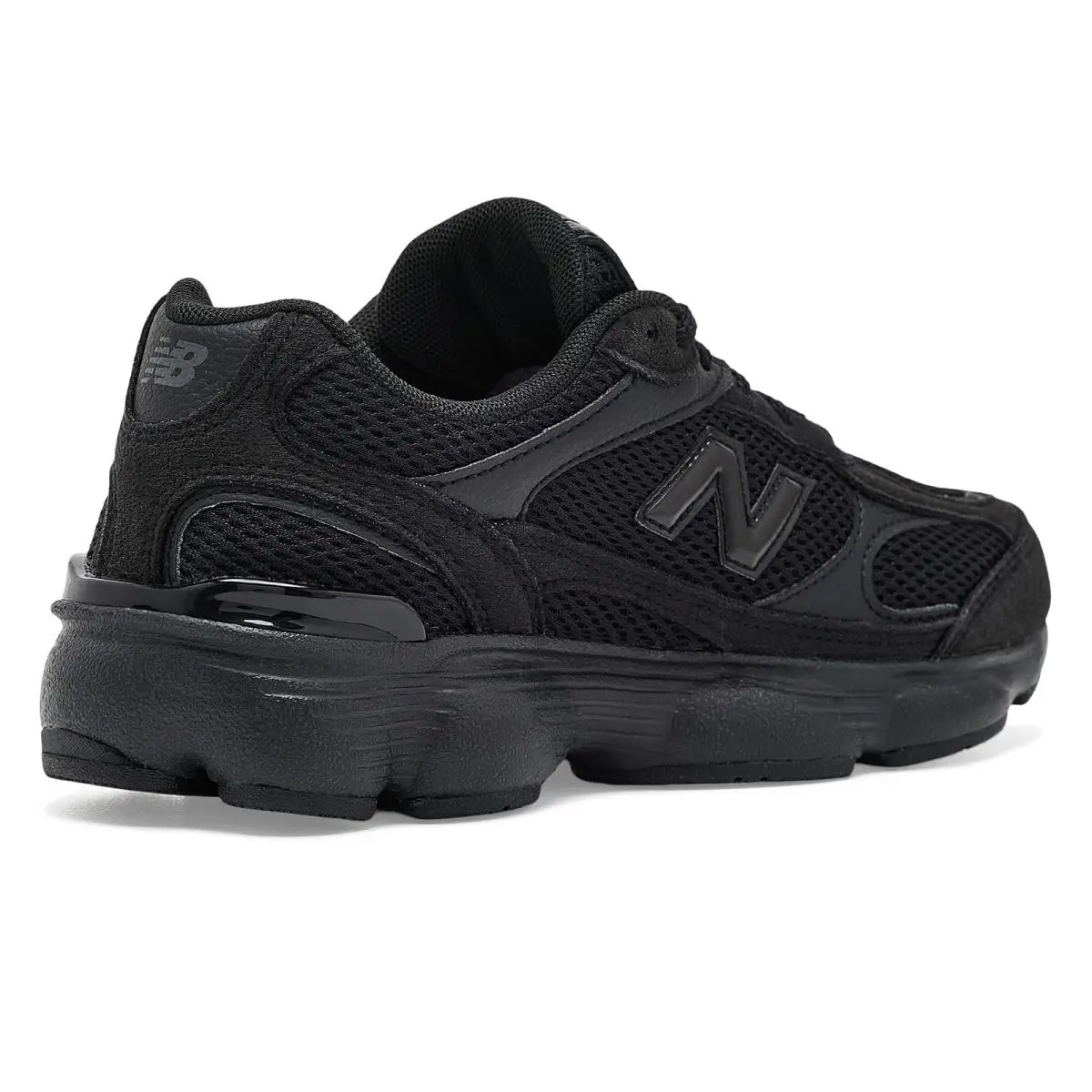 New Balance shoes - Black/Black 8