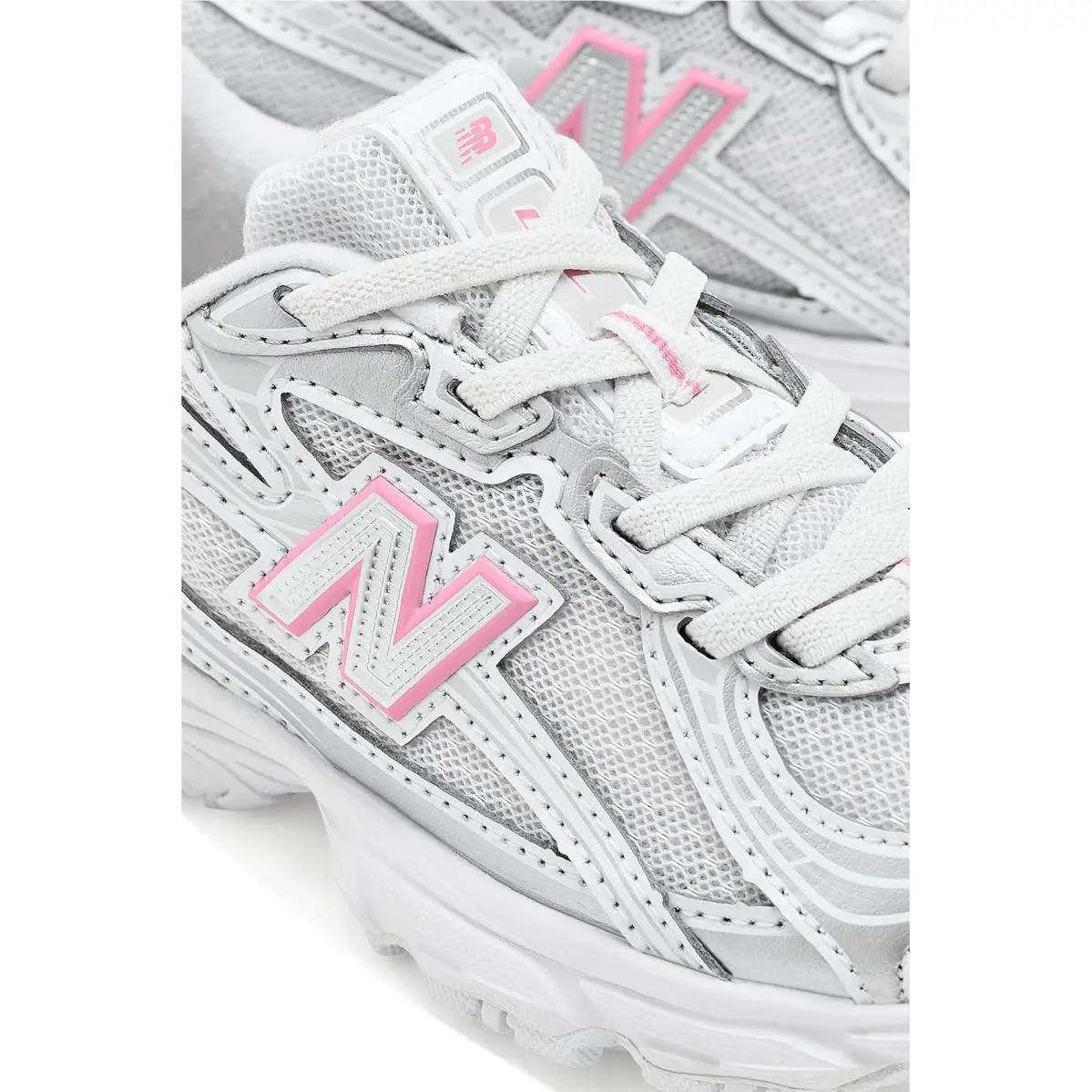 New Balance shoes - Black/Silver Metallic 25
