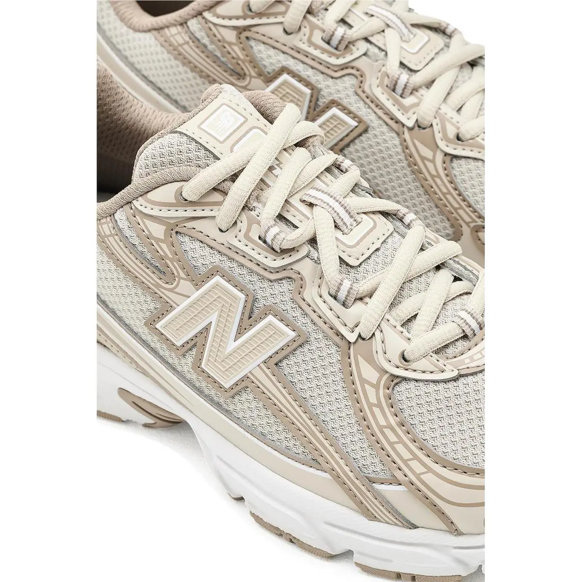 New Balance shoes - Black/Silver Metallic 32