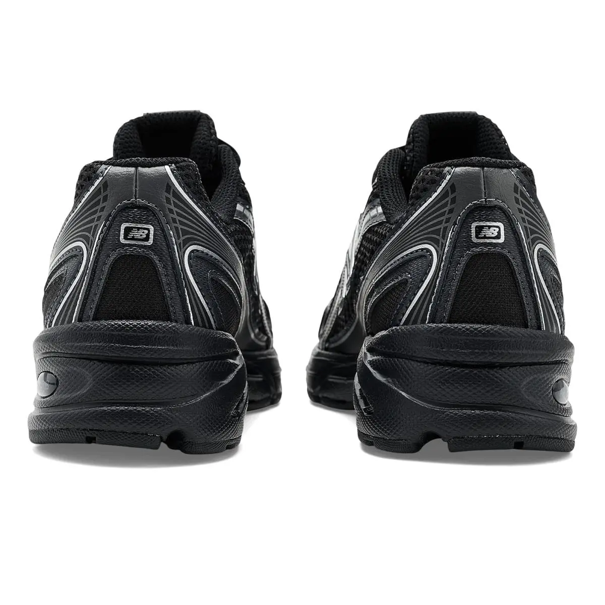 New Balance shoes - Black/Silver Metallic 12