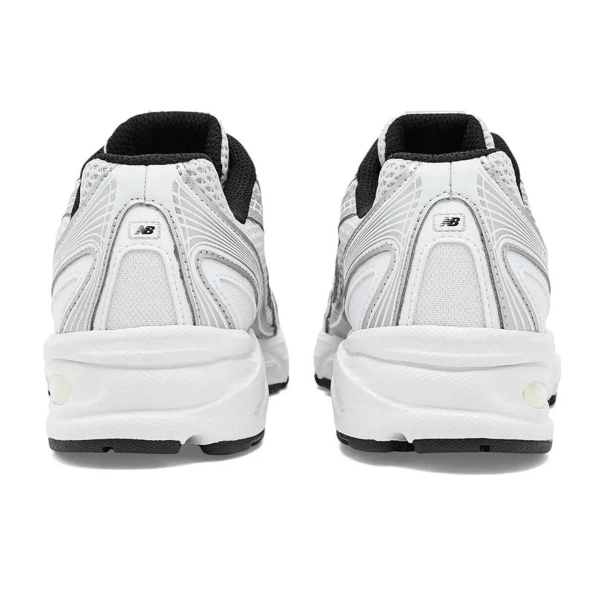 New Balance shoes - Black/Silver Metallic 19
