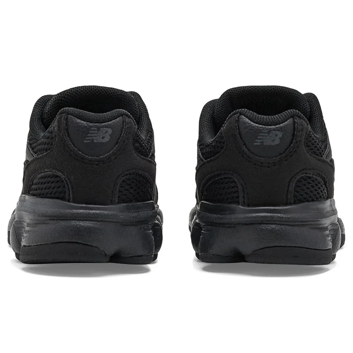 New Balance shoes - Black/Black 12